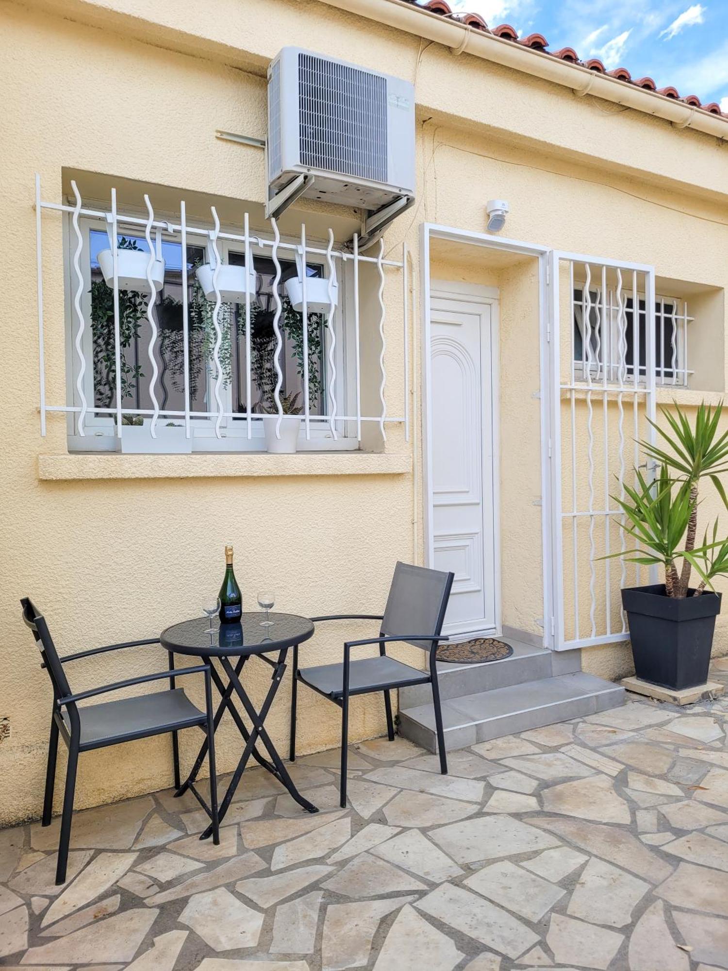 Chambre Climatisee Lit Double - Proche Tram & Centre Montpellier Exterior foto